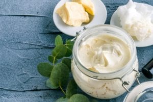 How to make a non-greasy natural body butter/moisturizer