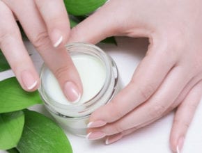 How to make a DIY natural hand cream at home